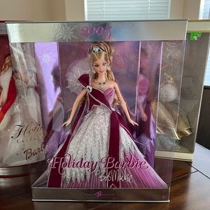 Holiday Barbie 2005 edition